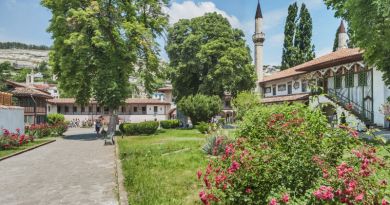 Авто-пешеходная экскурсия из Ялты (фото 11)