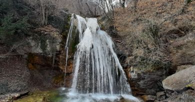 Экскурсии в `Водопад Джур-Джур` из Кореиза