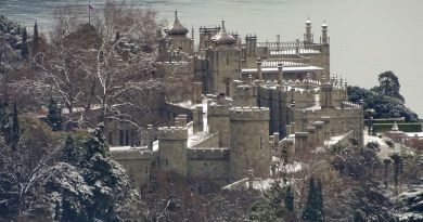 Остановка на маршруте — Воронцовский дворец